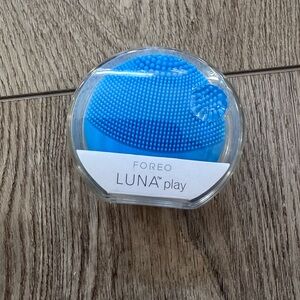 FOREO Luna Play Cleansing Device